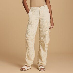 Urban Outfitters BDG Women’s Off-White 100% Cotton Cargo Pants – Size 4